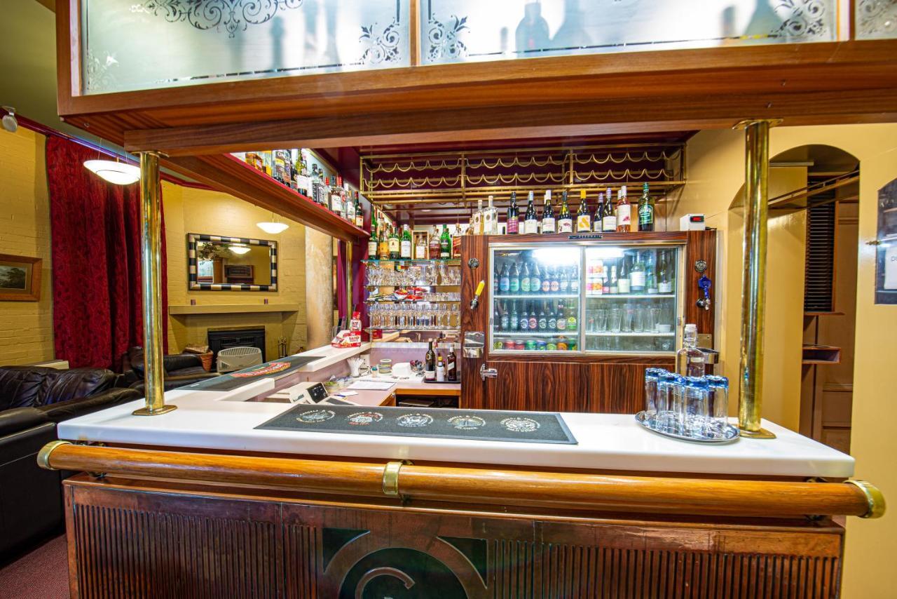 Victoria Railway Hotel&Gerrards restaurante Invercargill Exterior foto